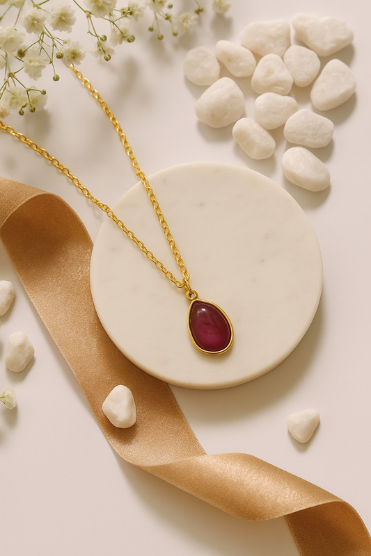 Gold Chain Necklace with Purple Gemstone Pendant – Elegant Minimalist Jewelry