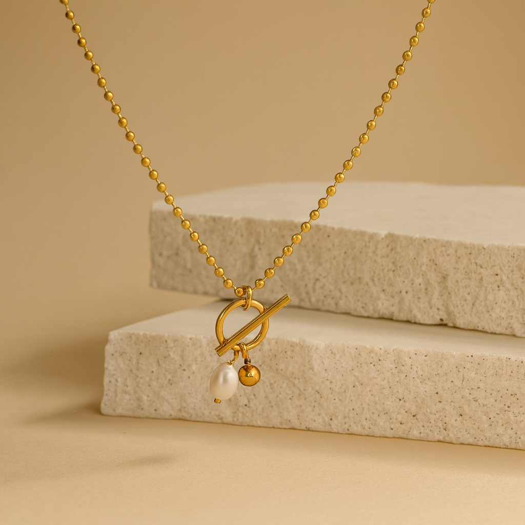 Gold Toggle Necklace with Pearl & Charm – Elegant Minimalist Jewelry
Anti tarnish jewellery