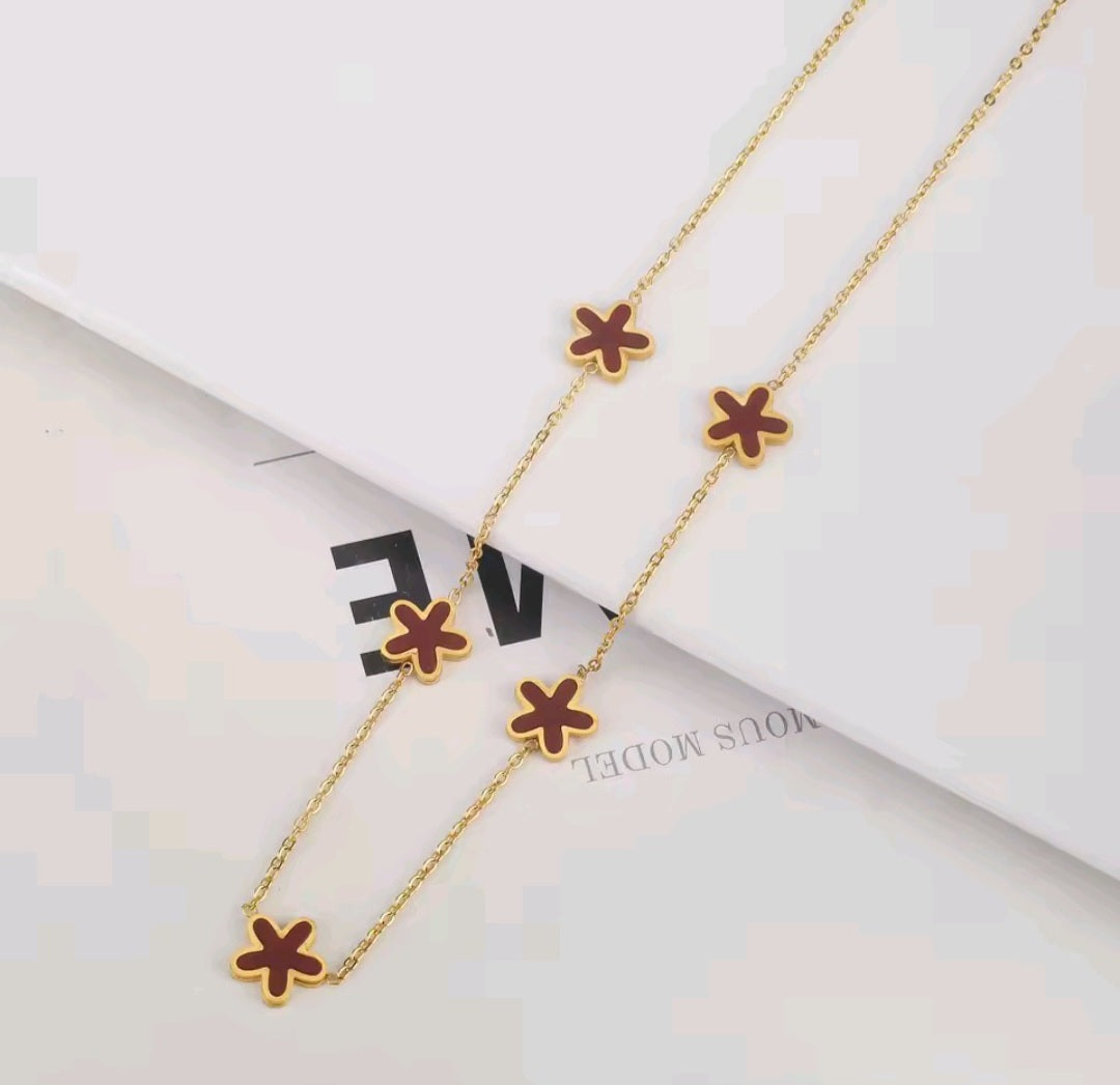 Gold-Plated Clover Flower Pendant Necklace – White | Black | Red | Green